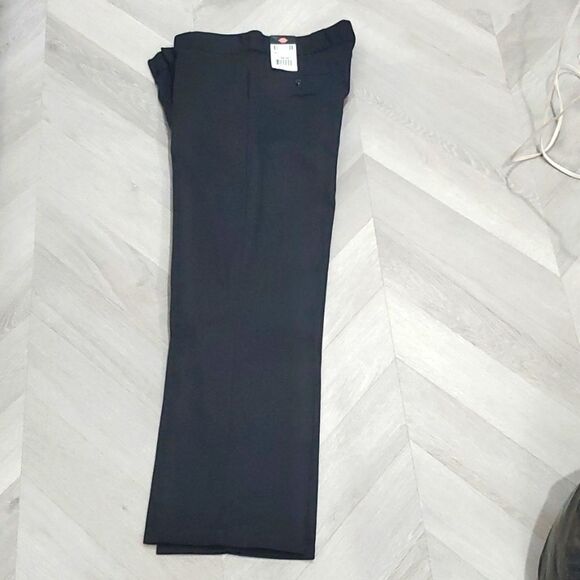 NWT, DICKIES Black Mens Straight Pants Size 36x30 - Picture 1 of 9